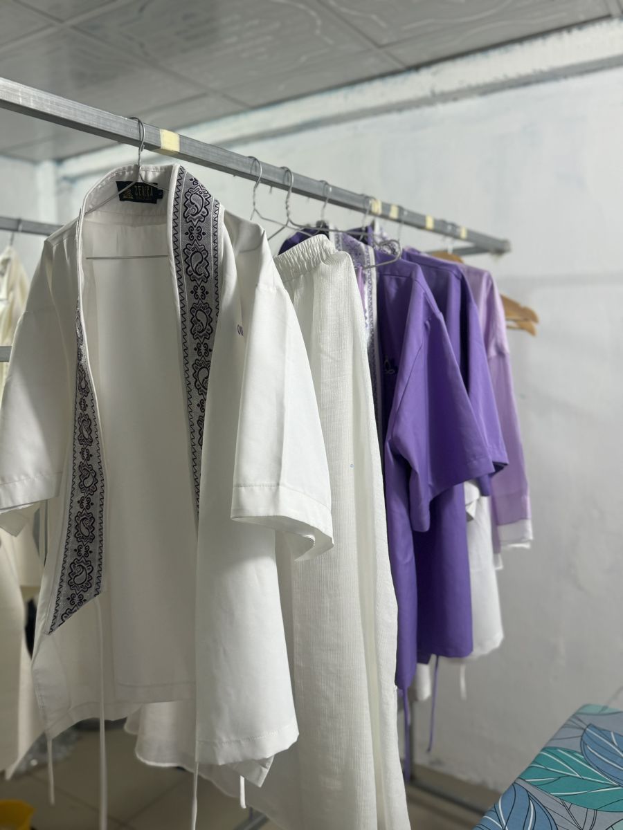 Giặt Đầm, Váy Cưới, Đồ Dạ Hội Tại Tân Phú