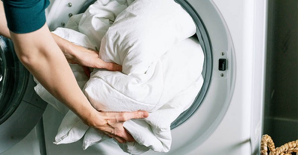 Giặt Chăn Bông Chuyên Nghiệp Tại Giặt Ủi Minh Hà